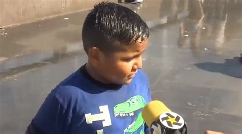 Video Periodista Le Preguntó A Un Niño Que Cómo Jugaba En La Playa Y