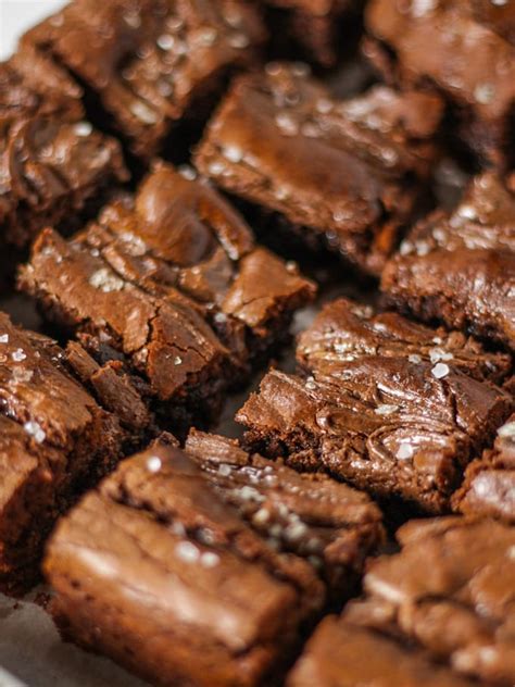 Nutella Brownies Recipe - Just 3 Ingredients - Thick, Fudgy, Gooey!