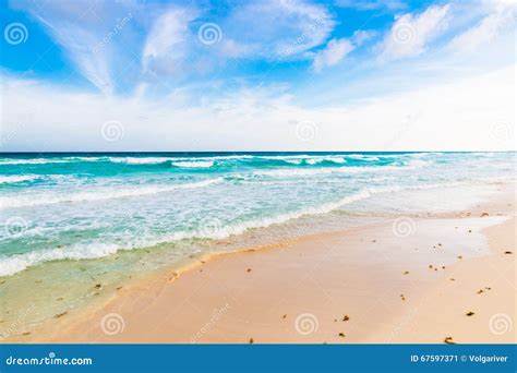 Ocean Waves White Sand Beach Caribbean Sea Stock Image Image Of