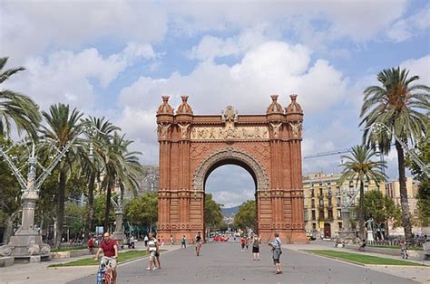 Barcelona City Nice View In Photos 2011 | Travel And Tourism