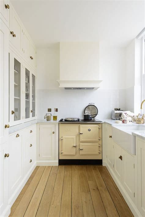 Traditional White Kitchen Ideas Country Small Cottage Kitchen