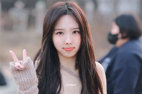 Talk That Talk 💗🔫 On Twitter Rt Pannkpop Nayeon Isnt Aging She Still Looks Like Her During