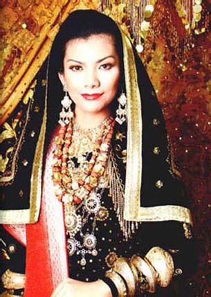We did not find results for: My journey...: Pernikahan Adat Minang