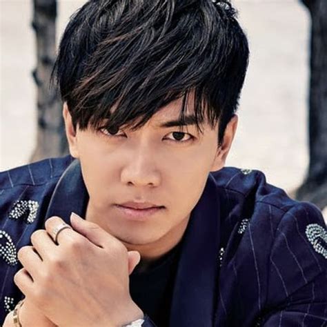 The actor & musician is currently single, his starsign is capricorn and he is now 34 years of age. #이승기 #LeeSeungGi #leeseunggi #LSG #seunggi #kdrama #kpop ...