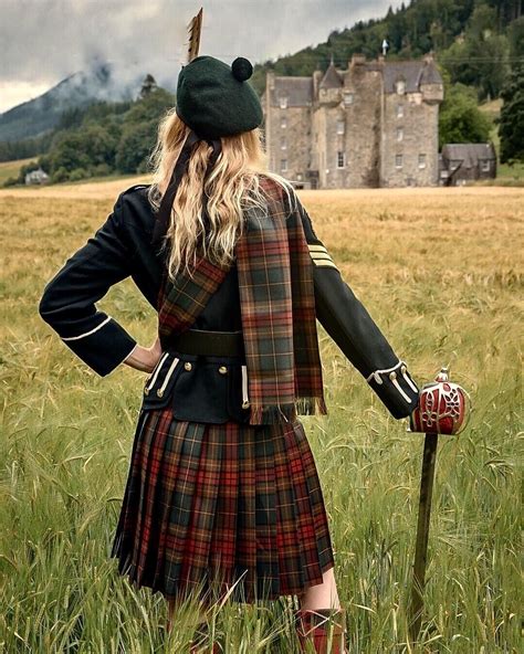 Castle Menzies Scottish Costume Scottish Dress Scottish Clothing