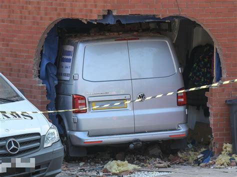 Gas Pipe Fractured As Van Crashes Through Wall And Into House Express