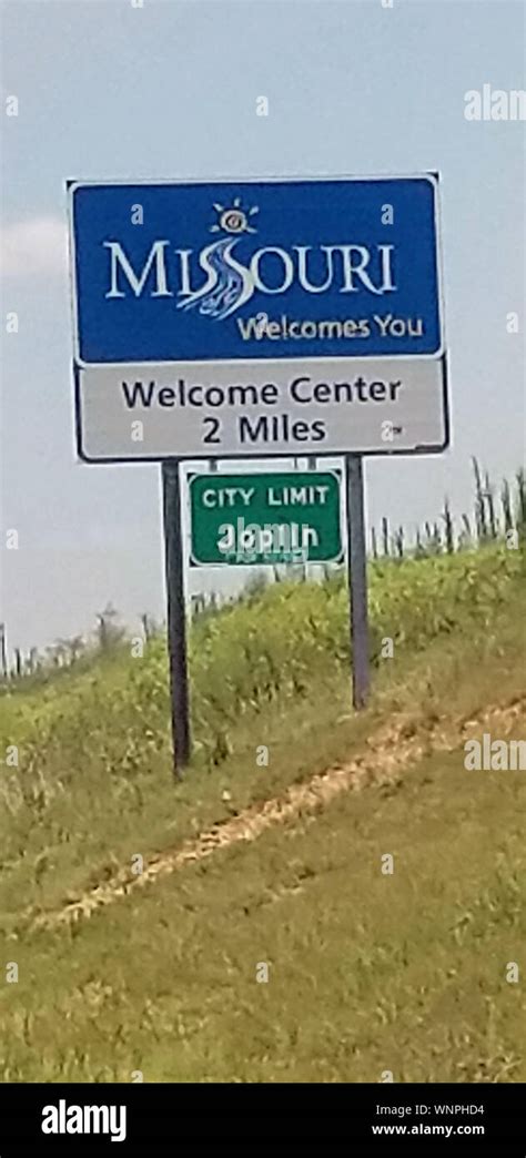 Welcome To Missouri Sign Stock Photo Alamy