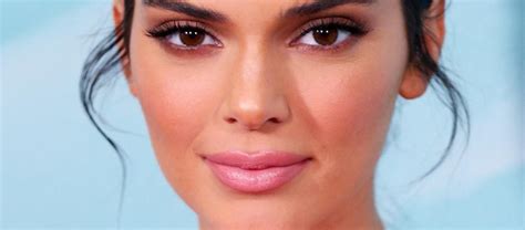 The Lip Liner Trick That Kendall Jenners Makeup Artist Swears By Lifestyle World News