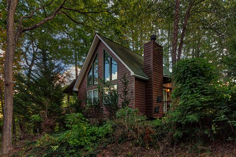 Eagle mountain lake occupies 8,738 acres of cool, refreshing water that's perfect for swimming and fishing. Eagles Nest 2 Bedroom Cabin rental info by Carolina ...