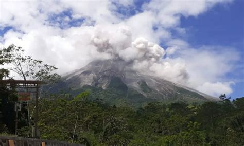 Gunung Merapi Jawa Tengah Luncurkan 144 Guguran Lava Sepekan Terakhir