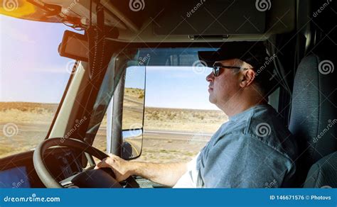 Truck Drivers Big Truck Right Traffic Driverand X27s Hands On Big Truck