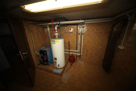 Hier treffen sich freunde, familie und sportler. Haus-5-Heizung-Bild-1 - sanieren in Hamburg | Bossmann GmbH