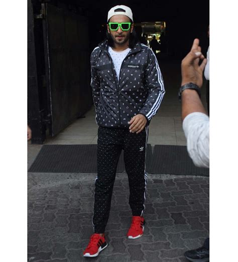 See more of ranveer singh on facebook. Ranveer Singh's Photos - Ranveer Singh's Style Photos | GQ ...