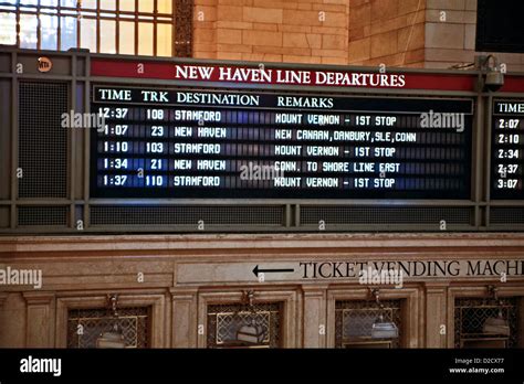 Metro North Railroad Hi Res Stock Photography And Images Alamy