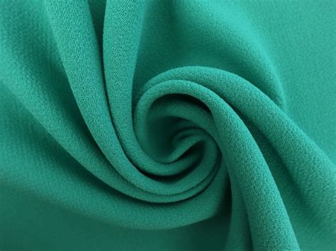 Italian Wool Double Crepe In Emerald
