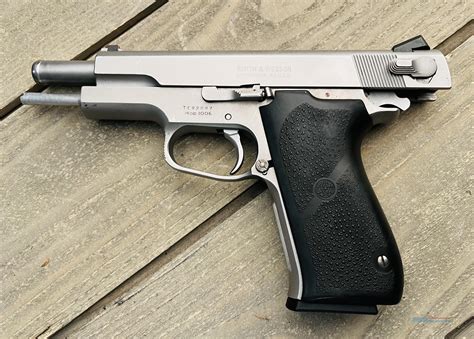 Smith & Wesson Model 1006 .10mm for sale at Gunsamerica.com: 969954260