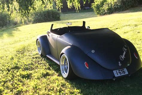 This Custom 1961 Volkswagen Beetle Roadster Is An Absolute Beauty Shouts