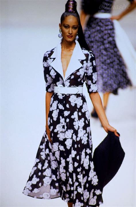 Springsummer 1995 Emanuel Ungaro 80s Fashion Different Styles