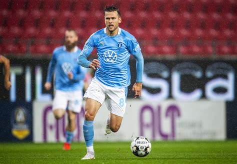 Looking at this match, the best odds in the 90 minutes for the winner market are, putting your money on ostersunds fk is priced at 3.50, a bet on a draw result is 3.40 and betting on the winner to be kalmar ff is 1.95. Tre nya poäng när Kalmar FF besegrades - Malmö FF