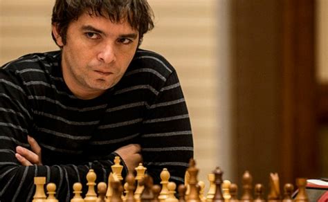 In this series i will show you the best chess games that have been played in chess history and today's game is a beauty by wei yi vs lazaro bruzon batista with a beautiful king hunt motif. Apartan de la preselección cubana al GM de ajedrez Lázaro Bruzón