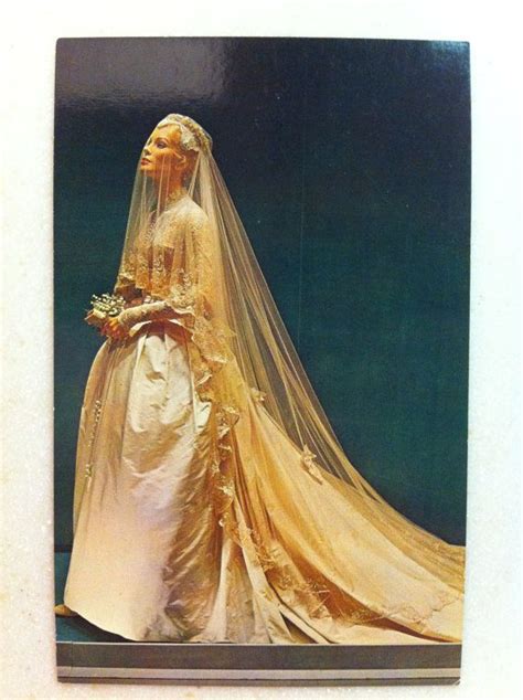 Grace Kelly Wedding Gown Postcard Philadelphia Museum Of Art Etsy