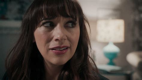 Rashida Jones Nose  By Angie Tribeca Find And Share On Giphy