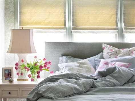 These 72 small bedrooms prove that it's not. Rooms Viewer | HGTV