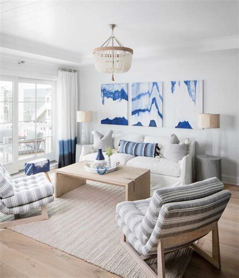 39 Coastal Living Rooms That Feel Like A Day At The Beach