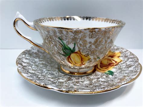 Yellow Rose Collingwoods Tea Cup and Saucer, Golden Rose Pattern