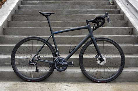 Review Specialized Aethos Pro Road Bike Outperforms And Redefines
