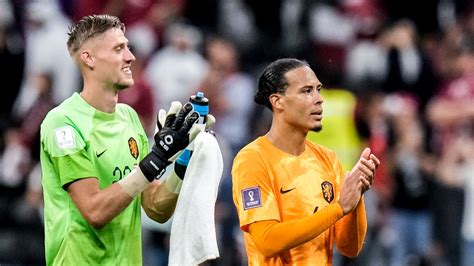 Andries Noppert From Police Plans To Netherlands World Cup Goalkeeper His Remarkable Rise To