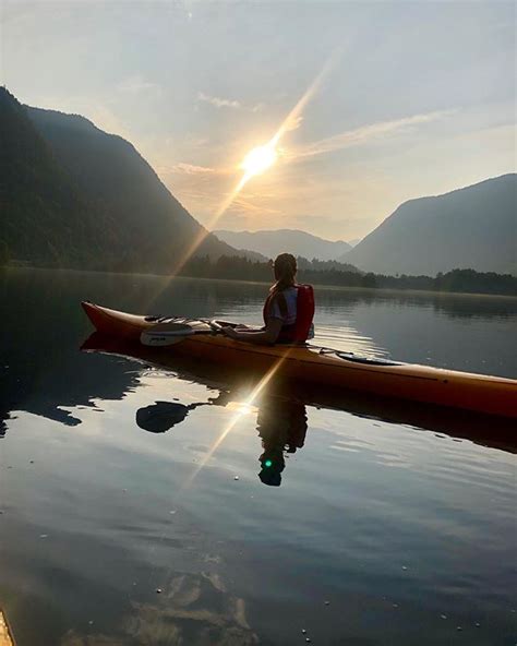 Kayaking On A Quiet Lake ☺️ Visitdalen Kayaking Nature Lake