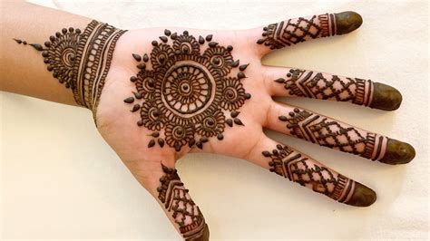 Latest And Simple Arabic Mehndi Designs For Palm 2024
