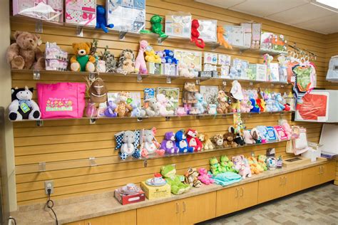 We are unable to take orders via the internet, and we do not mail or ship the well wisher gift shop is operated by the partners of froedtert west bend hospital. Hospital Auxiliary - EOMC Hospital