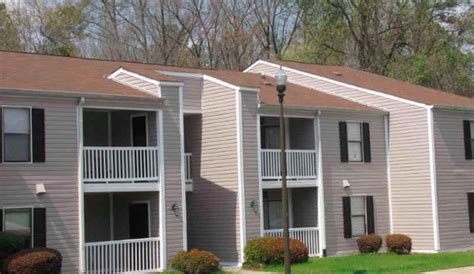 Home Pine Knoll Apartments