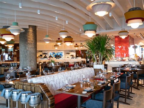 The 13 Best Restaurants For a Power Lunch in Miami | Best seafood