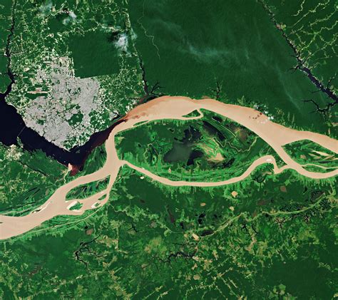 image-the-rio-negro-and-the-solimões-river-meet-to-form-the-amazon-river