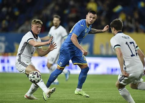 Еженедельник футбол украина № 44 за 2021 год. Футбол. Сборная Украины добыла первую победу в 2021 году ...