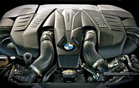Bmw Twinpower Turbo 8 Cylinder Petrol Engine V8 450hp 650nm Torque