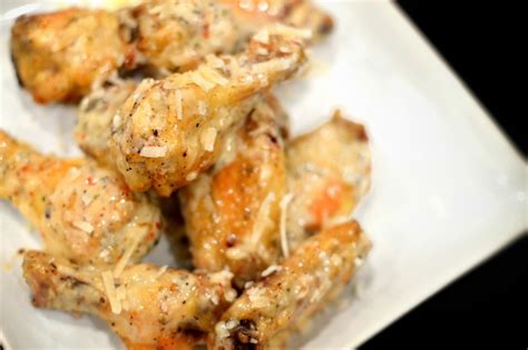 Place about a dozen or so wings in a bowl with lid. Buffalo wild wings parmesan garlic sauce recipe ...