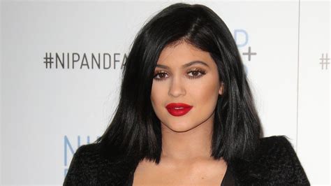 Kylie Jenner Responds To Plump Lip Challenge Kyliejennerchallenge