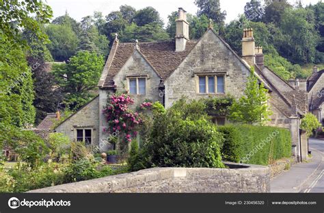 Quaint Home Cotswold Village Castle Combe United Kingdom Stock Photo By