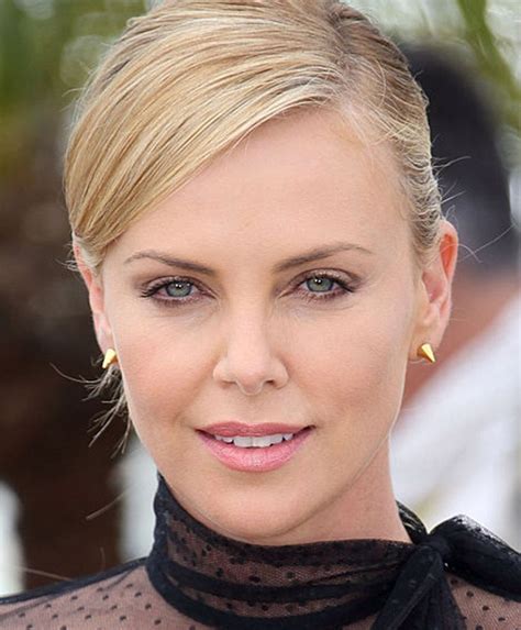 charlize theron makeup look cannes film festival 2015 charlize theron charlize theron