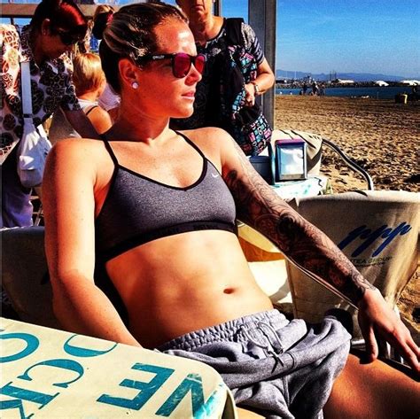 Ashlyn Harris Beach Barcelona Instagram Ashlyn Harris Usa Soccer Women Hotties