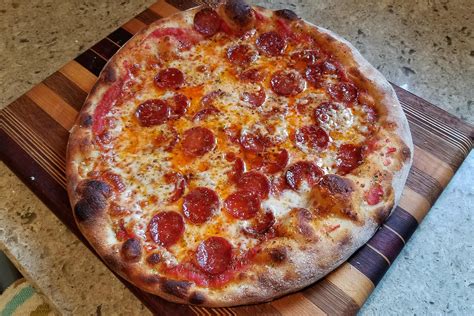 Classic Pepperoni Rpizza