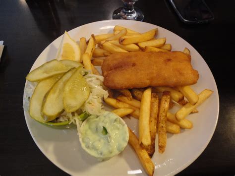 Frozen nuggets, meet frozen waffles. Fish dinner - frozen fillets | Fish dinner - frozen fish ...