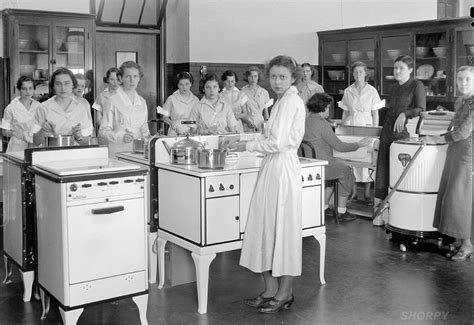 Fascinating Vintage Photos Of Girls Attending Home Economics Classes