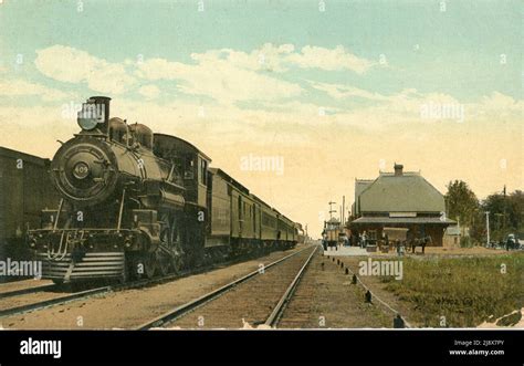 Postmarked 1912 Railroad Train In Front Of The Grand Trunk Railway