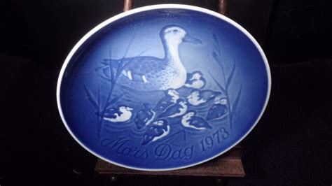 Bing And Grondahl Bandg Porcelain Mothers Day Plate 1973 Mors Dag Royal