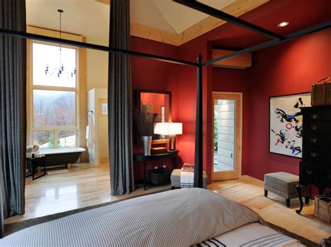 My all time favorite master bedroom designs are always actual people's because they personalize the room. HGTV Dream Home 2011 Master Bedroom | Pictures and Video ...
